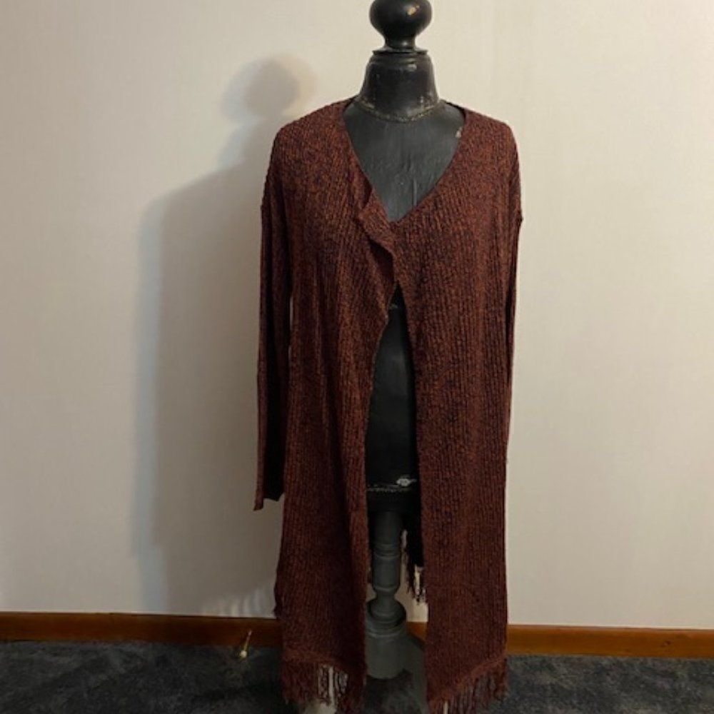 Signature 1 Studio Rust/Navy open cardigan with fringe bottom, size L